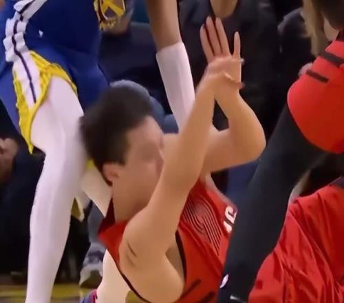 罗点球精准,把握时机独,未久留旁观,欧宝娱乐,欧宝娱乐官网